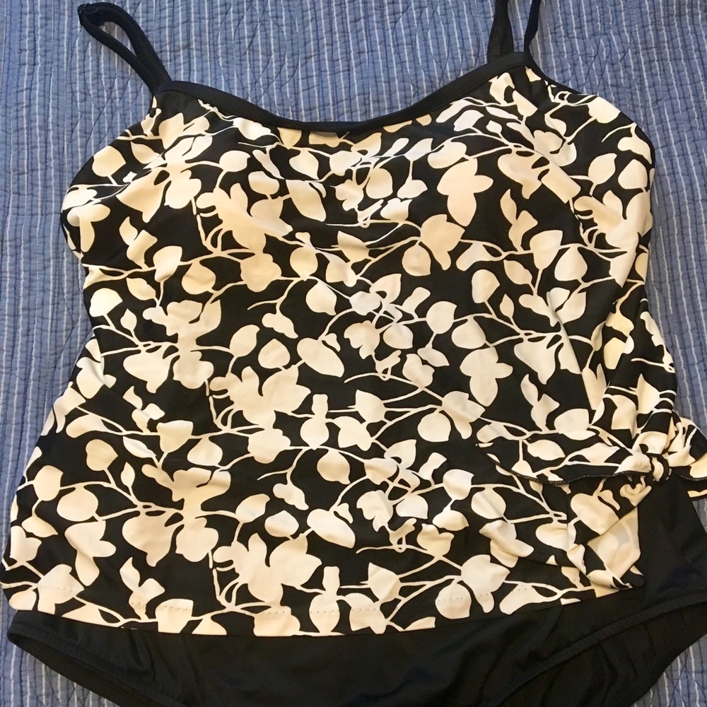 Azul Fauxkini One-piece Swim B&W Floral 24W